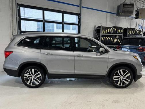 2017 Honda Pilot Elite