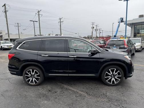 2021 Honda Pilot Touring 7-Passenger