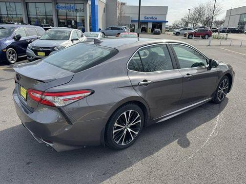 Predawn Gray Mica 2019 Toyota Camry SE