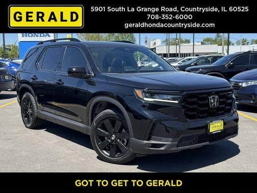 Crystal Black Pearl 2025 Honda Pilot Black Edition