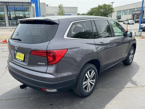 2017 Honda Pilot EX-L w/ Navigation