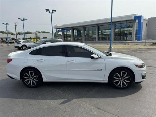 2022 Chevrolet Malibu RS