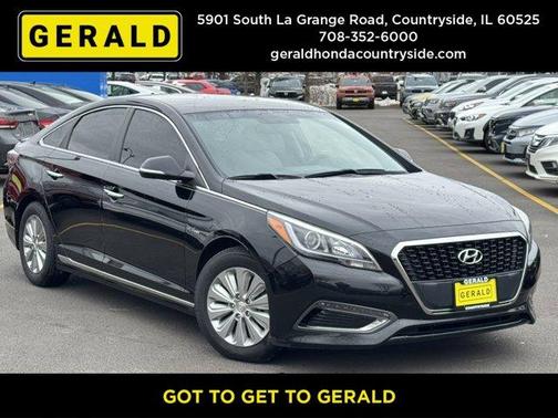 2017 Hyundai SONATA Hybrid SE