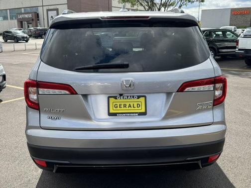 2022 Honda Pilot Special Edition