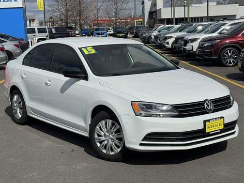 2015 Volkswagen Jetta 2.0L S