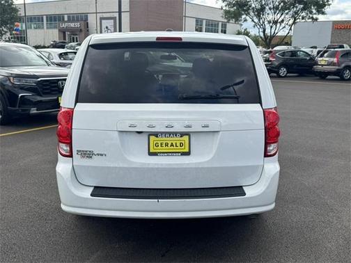 2016 Dodge Grand Caravan AVP/SE