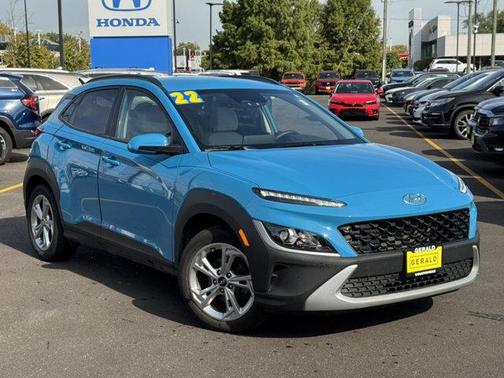 2022 Hyundai KONA SEL