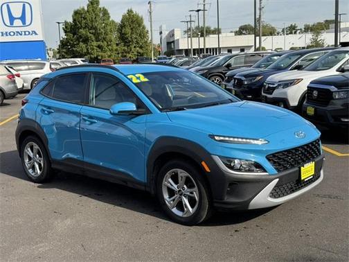 2022 Hyundai KONA SEL