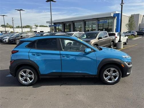 2022 Hyundai KONA SEL