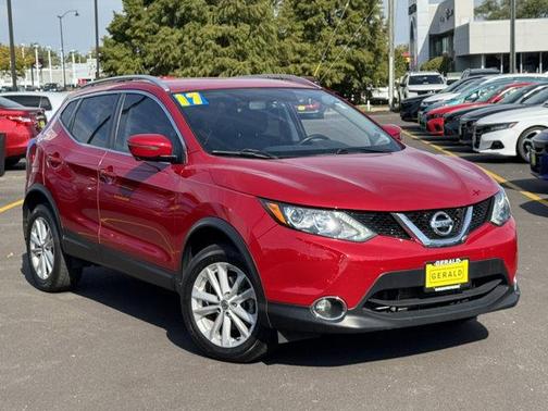 2017 Nissan Rogue Sport SV