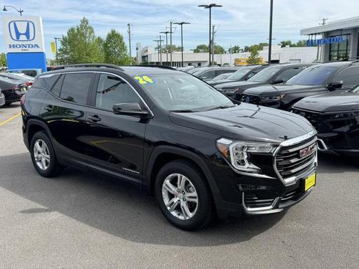 Ebony Twilight Metallic 2024 GMC Terrain SLE