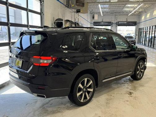 2023 Honda Pilot Elite