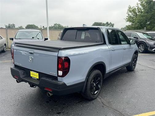 2022 Honda Ridgeline Black Edition