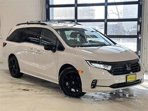 2023 Honda Odyssey Sport