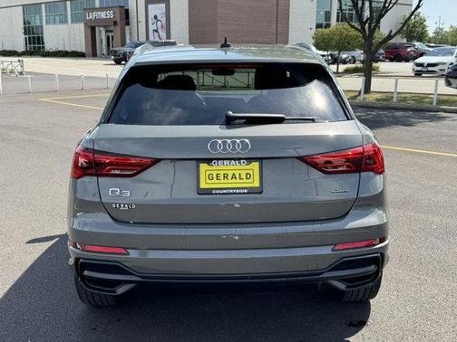 2021 Audi Q3 45 S line Premium