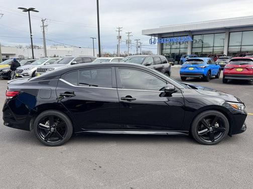 2022 Nissan Sentra SR