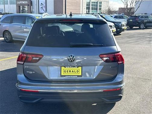 2023 Volkswagen Tiguan 2.0T SE