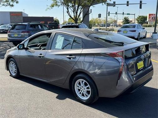 2017 Toyota Prius Four