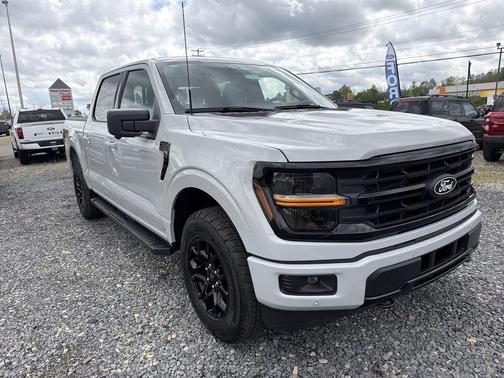 Avalanche 2026 Ford F-150 XLT