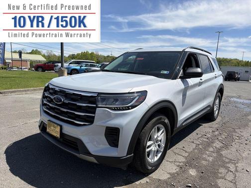 Space White Metallic 2025 Ford Explorer Active