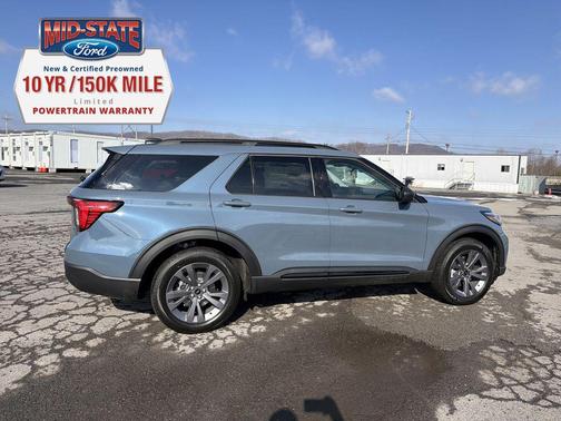 Vapor Blue Metallic 2026 Ford Explorer Active