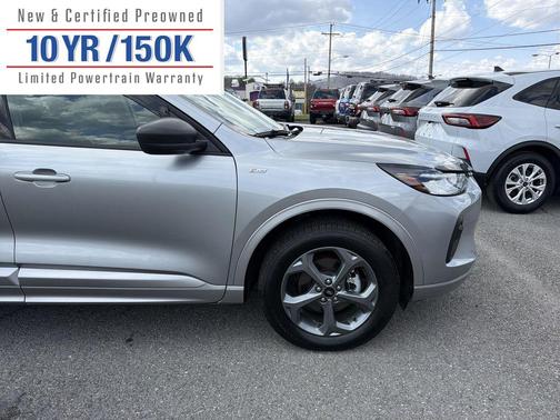 Iconic Silver Metallic 2024 Ford Escape ST-Line