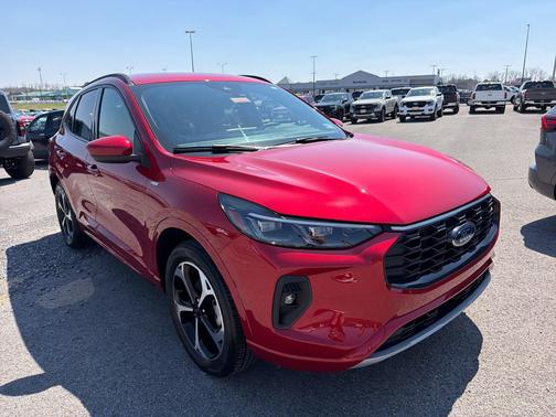 Rapid Red Metallic Tinted Clearcoat 2025 Ford Escape ST-Line Elite