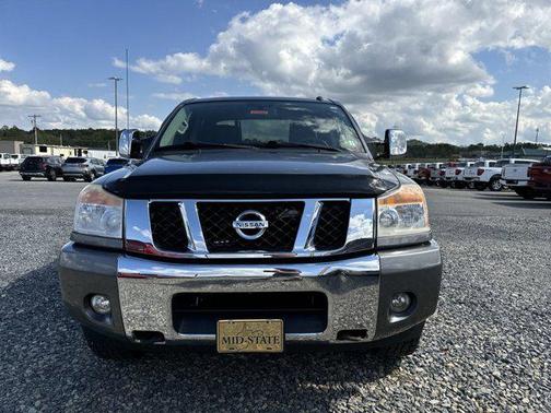 2014 Nissan Titan SL