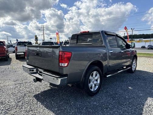 2014 Nissan Titan SL