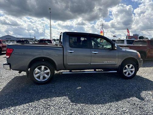2014 Nissan Titan SL
