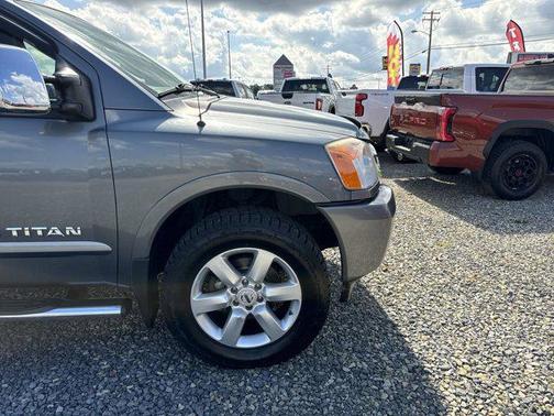 2014 Nissan Titan SL