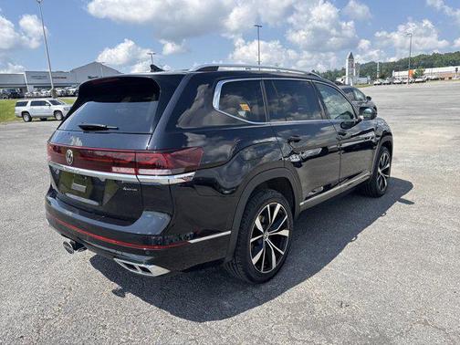 2024 Volkswagen Atlas 2.0T SEL Premium R-Line 4MOTION