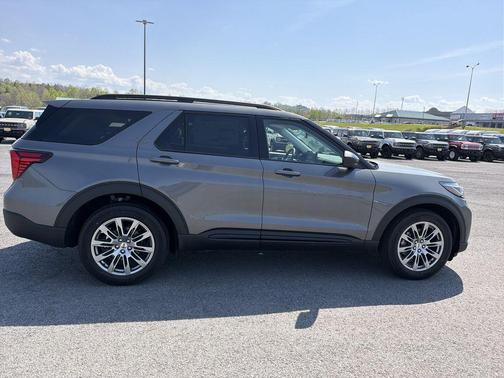 Carbonized Gray Metallic 2026 Ford Explorer Active