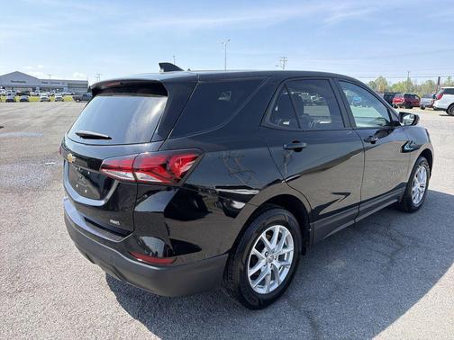 Mosaic Black Metallic 2024 Chevrolet Equinox LS