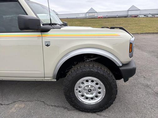 Desert Sand 2025 Ford Bronco Big Bend