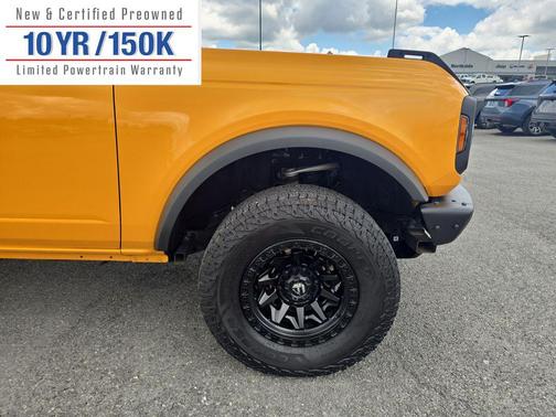 2022 Ford Bronco Base 4 Door 4x4