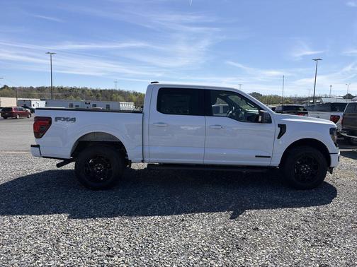 Oxford White 2026 Ford F-150 XLT
