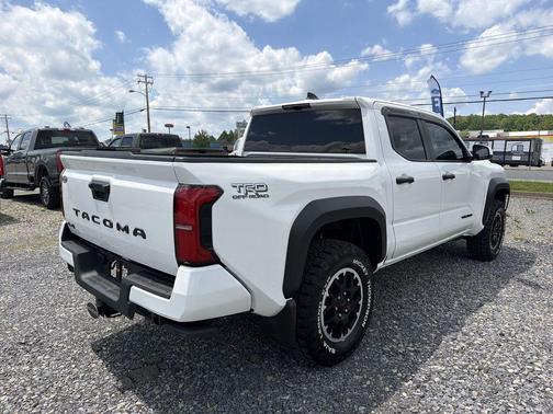 Ice 2025 Toyota Tacoma TRD Off Road