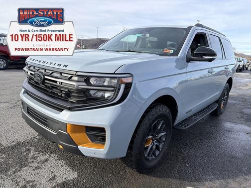 Glacier Gray Metallic TriCoat 2025 Ford Expedition Tremor SUV