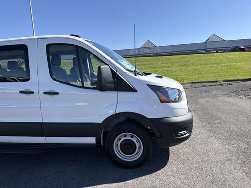 Oxford White 2026 Ford Transit-350 XL