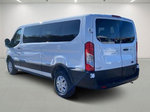 2022 Ford Transit-350 XLT
