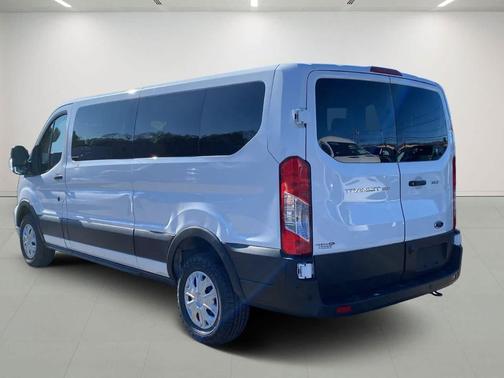 2022 Ford Transit-350 XLT
