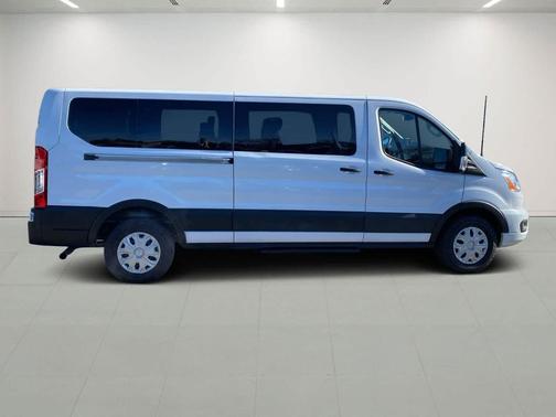 2022 Ford Transit-350 XLT