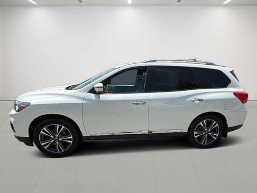 Pearl White 2017 Nissan Pathfinder Platinum