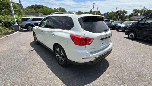 Pearl White 2017 Nissan Pathfinder Platinum
