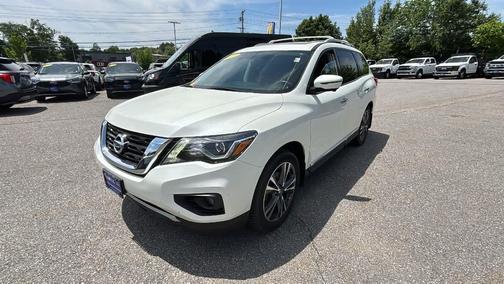 Pearl White 2017 Nissan Pathfinder Platinum
