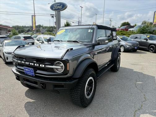 2022 Ford Bronco Outer Banks