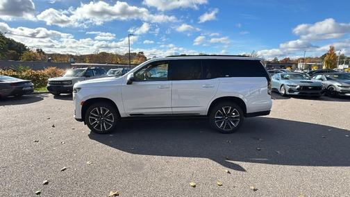 2022 Cadillac Escalade Sport