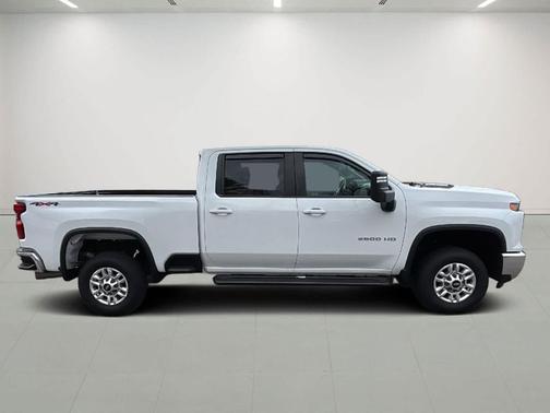 2024 Chevrolet Silverado 2500 LT