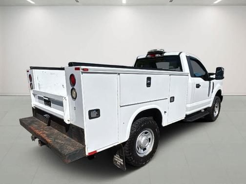 2017 Ford F-350 XL